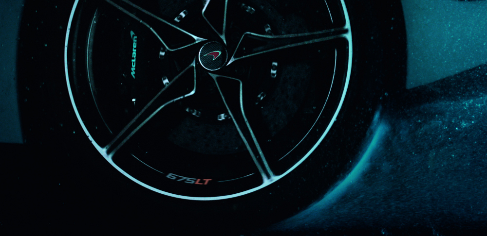 mcLaren 675lt wheel